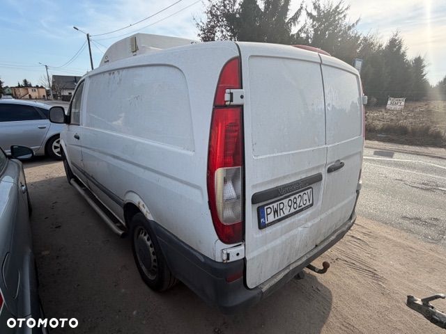 Mercedes-Benz Cargo - 22