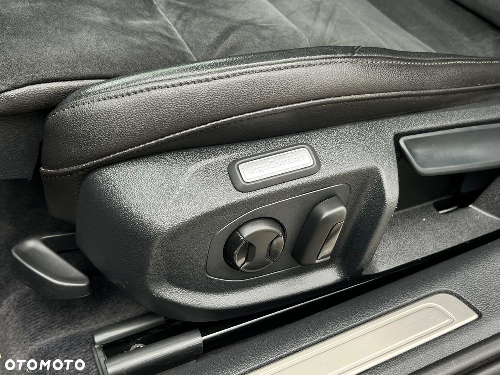 Volkswagen Arteon 2.0 TDI SCR Elegance DSG - 15
