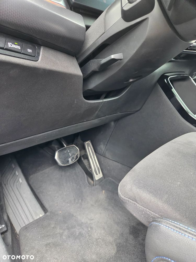 BMW X1 - 10