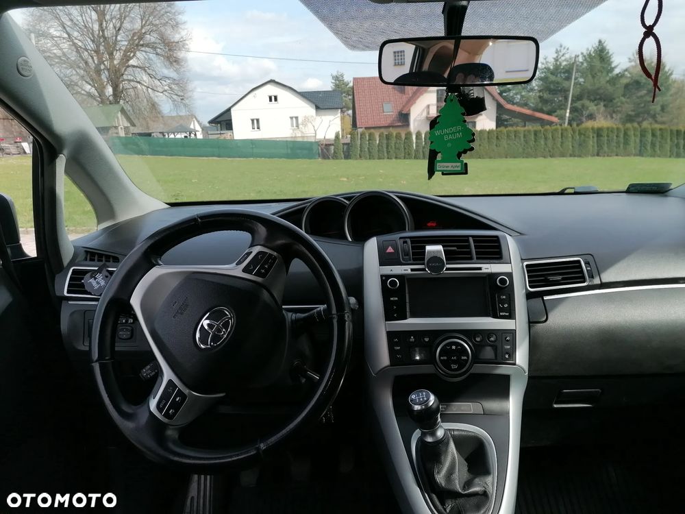 Toyota Verso 2.0 D-4D Active - 3
