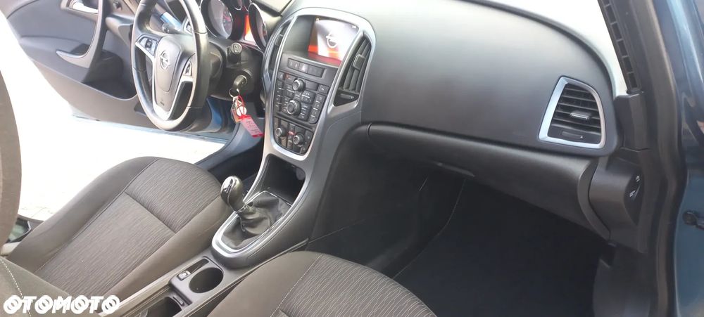 Opel Astra 1.4 Turbo Style - 14
