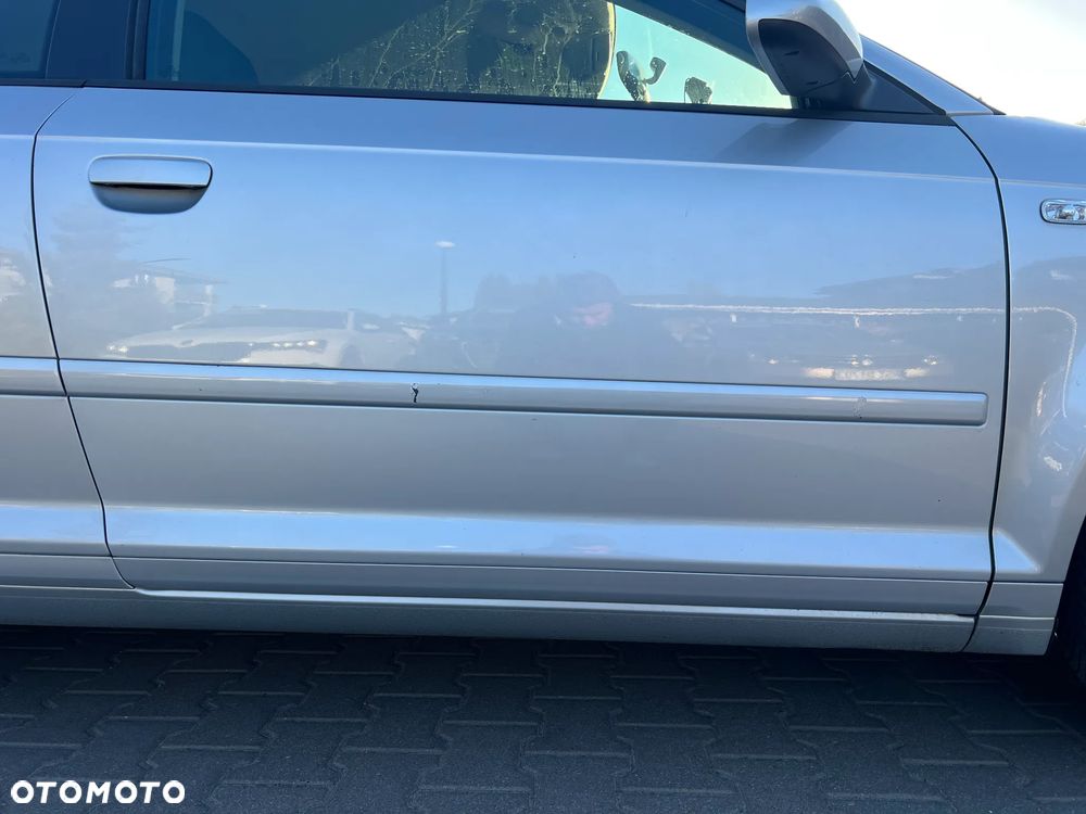 Audi A3 3-drzwiowe 1.4 TFSI Ambiente - 32