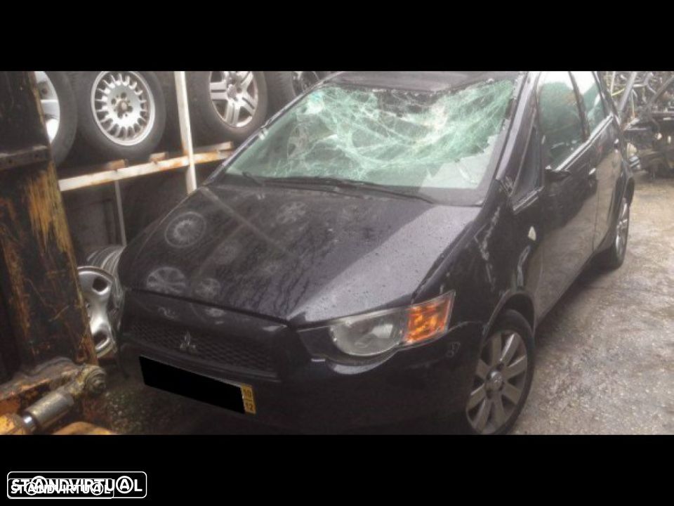Mitsubishi Colt de 2010 para peças - 1