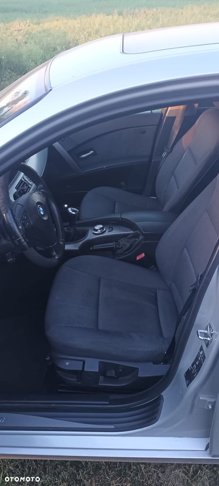 BMW Seria 5 520i - 9