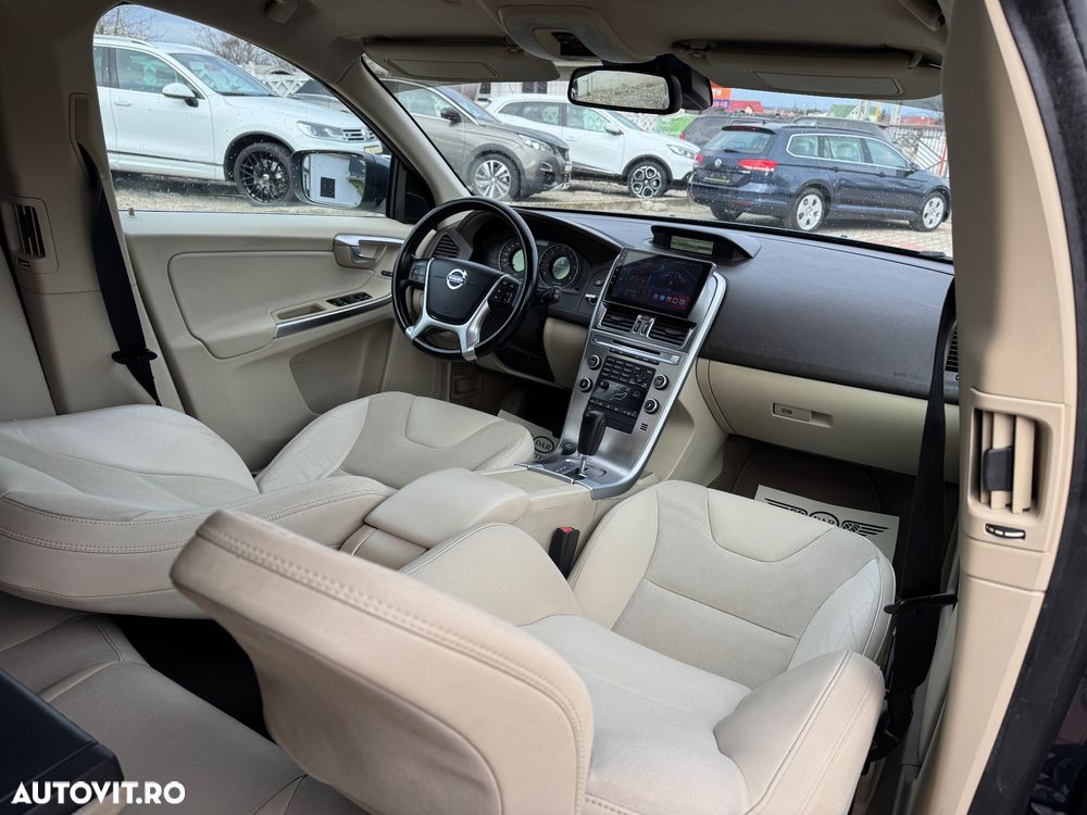 Volvo XC 60 2.4D AWD Aut. Summum - 10