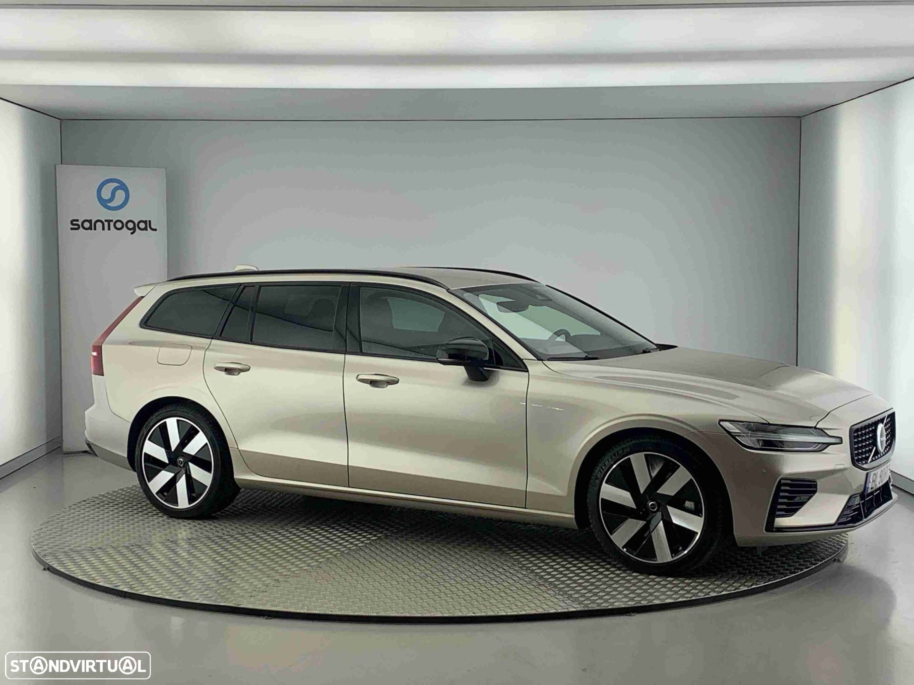 Volvo V60 2.0 T6 AWD TE Plus Dark - 1
