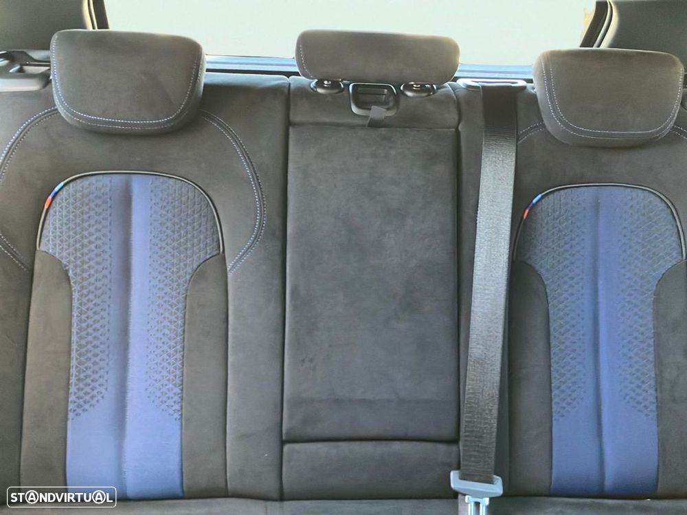 BMW 118 i Pack Desportivo M Auto - 16