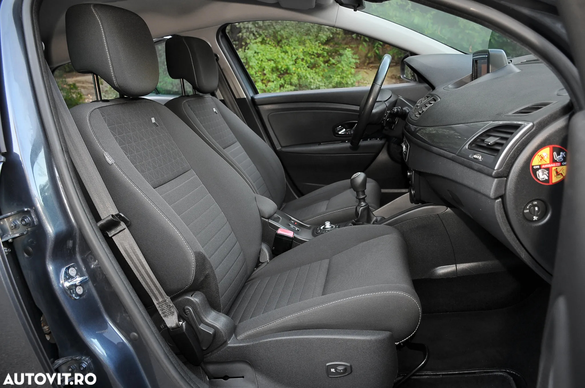 Renault Megane dCi 110 FAP LIMITED - 8