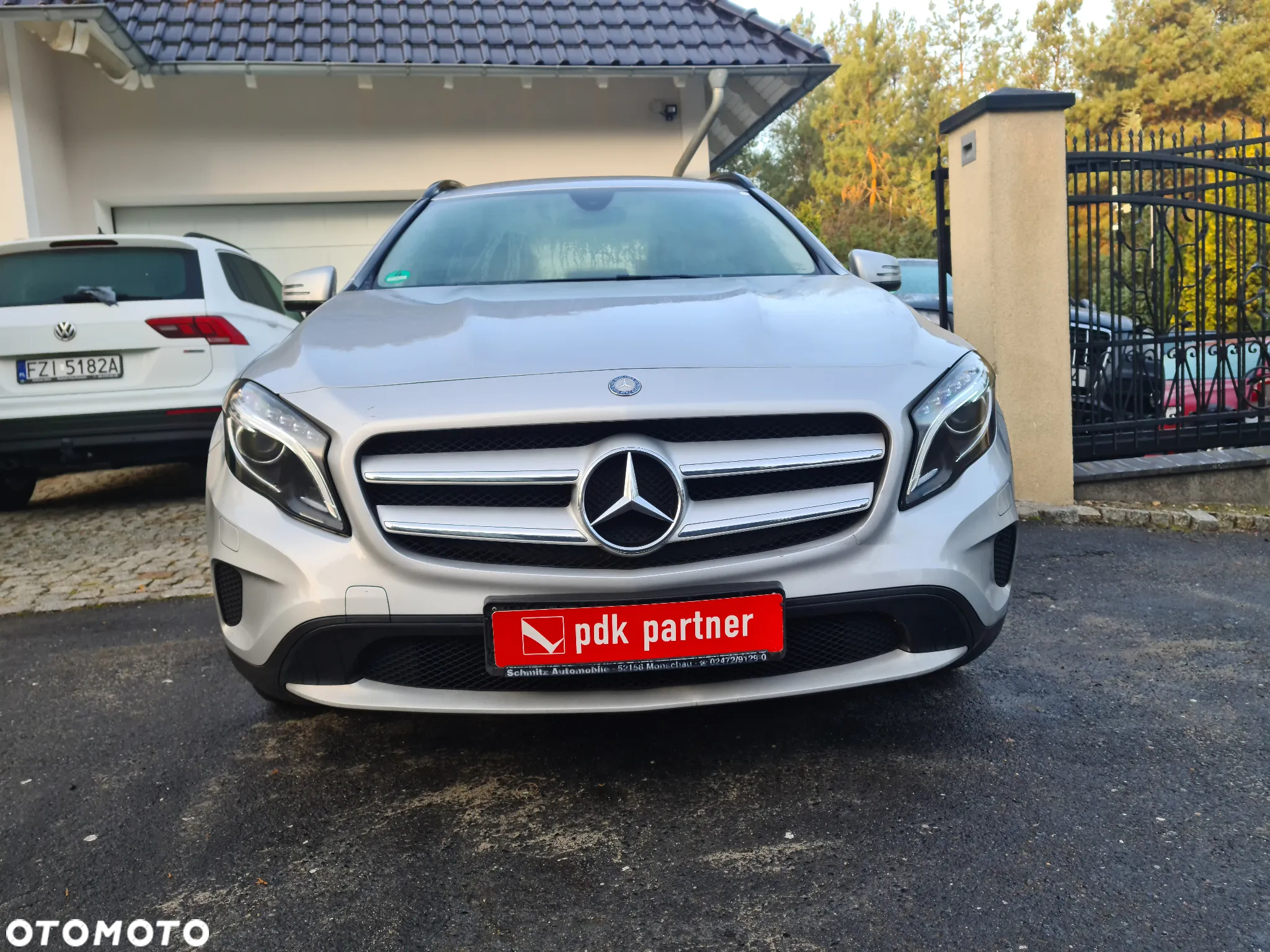 Mercedes-Benz GLA - 23