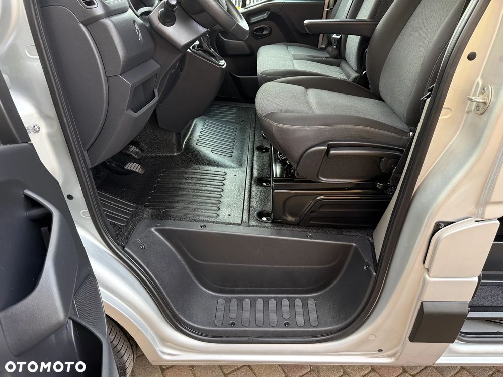 Renault Master Brygadówka Doka L2H2 - 17