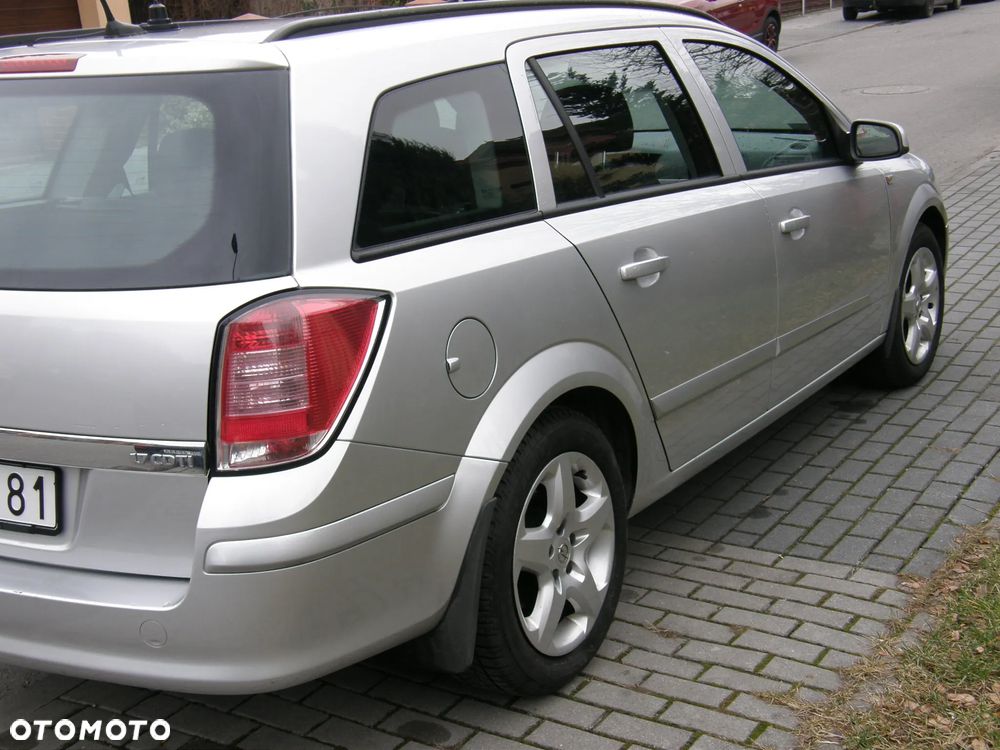 Opel Astra 1.7 CDTI Cosmo - 3