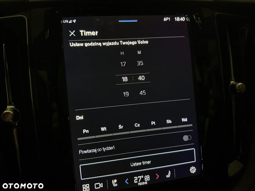 Volvo XC 60 B4 D Plus Dark - 24