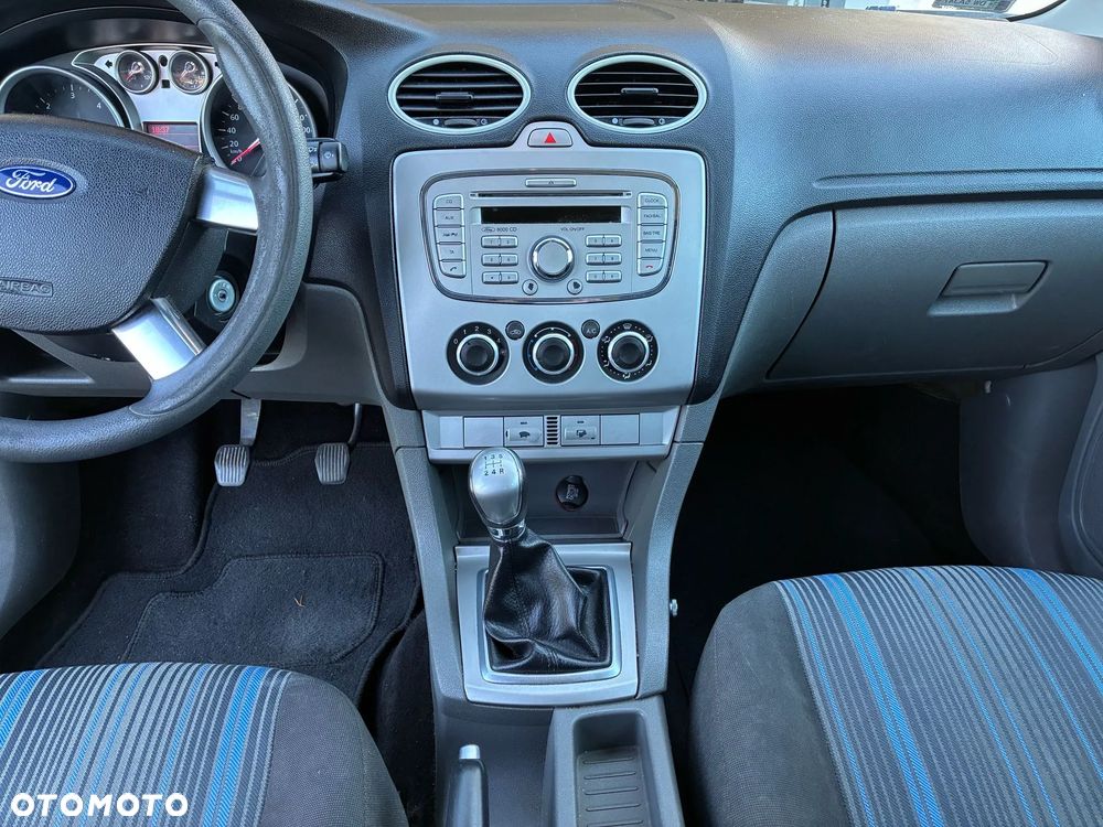 Ford Focus 1.8 TDCi Trend + - 9