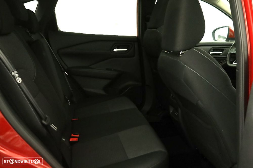 Nissan Qashqai 1.3 DIG-T N-Connecta LED Xtronic - 22