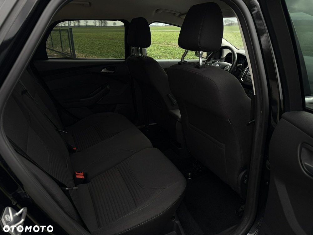 Ford Focus 2.0 TDCi Titanium ASS - 33