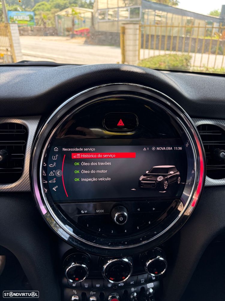 MINI 3 Portas John Cooper Works Aut. - 18