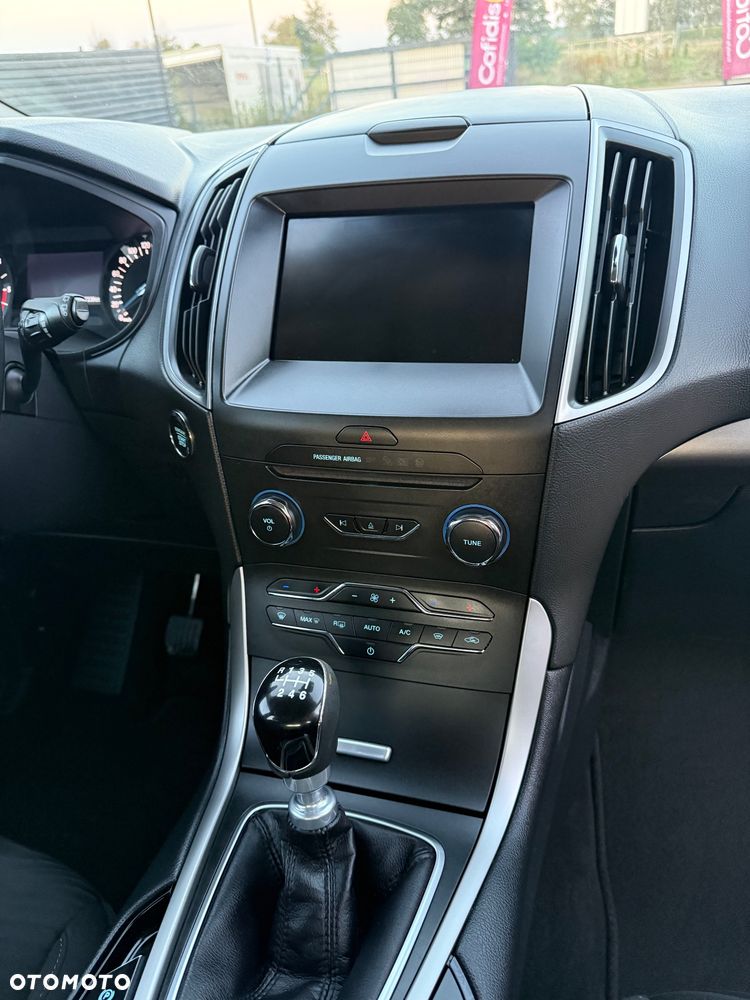 Ford S-Max 2.0 TDCi Trend - 26