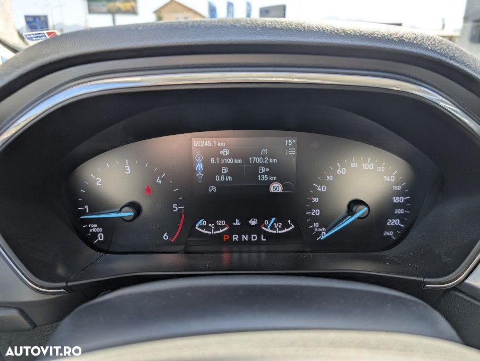Ford Focus - 28