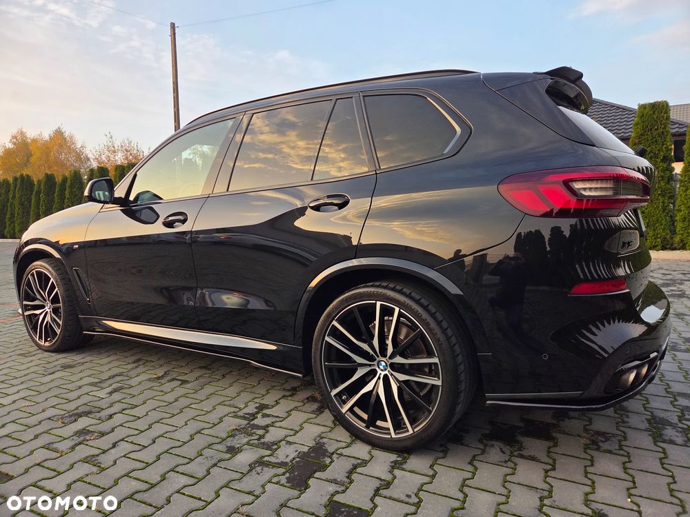 BMW X5 M50i - 6