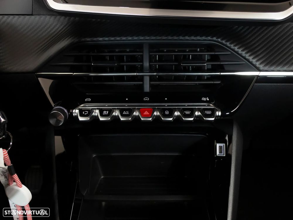 Peugeot 2008 1.2 PureTech Style - 31