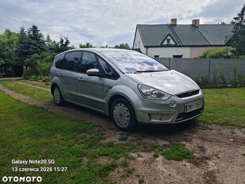 Ford S-Max - 16