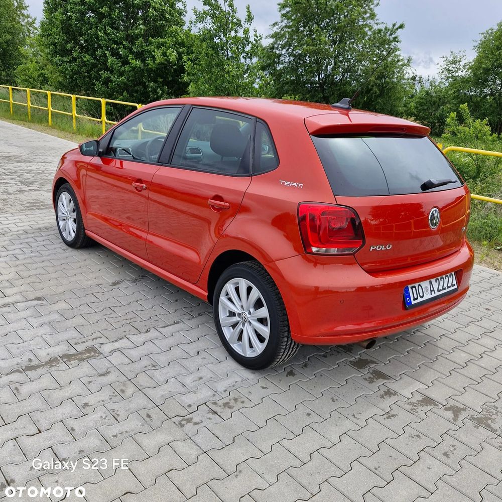 Volkswagen Polo 1.4 16V Highline DSG - 5