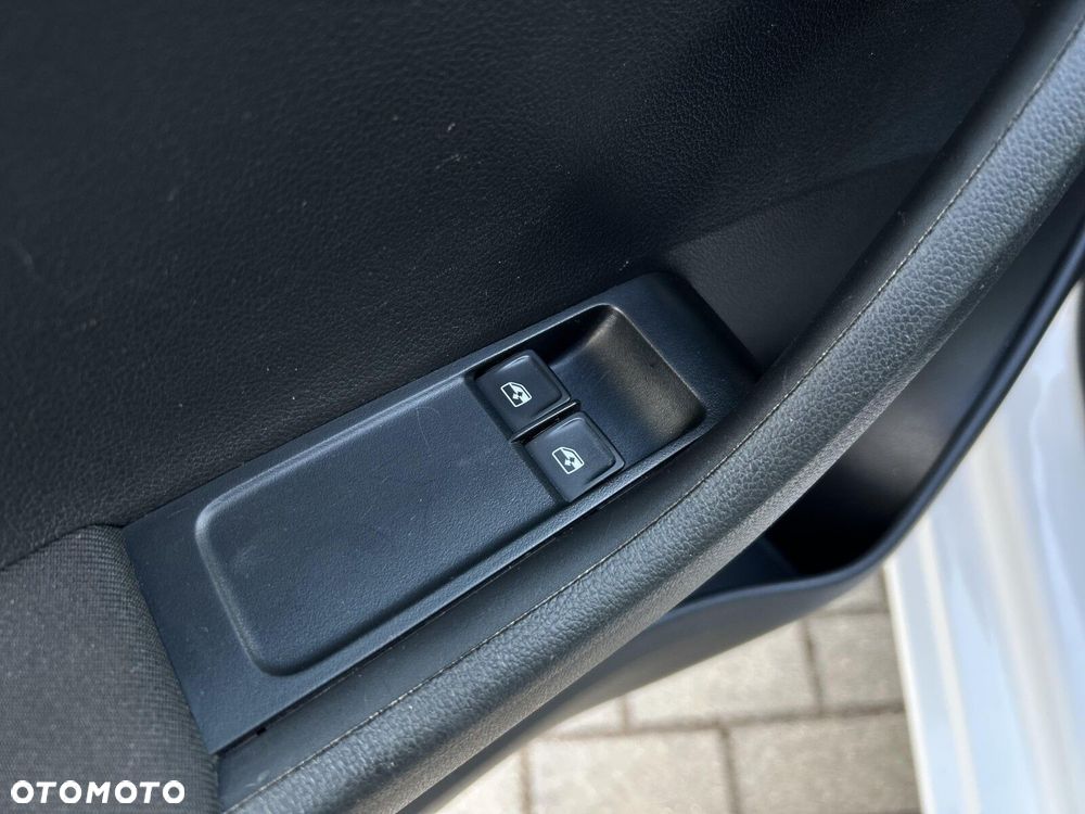 Skoda Fabia 1.0 TSI Ambition - 19