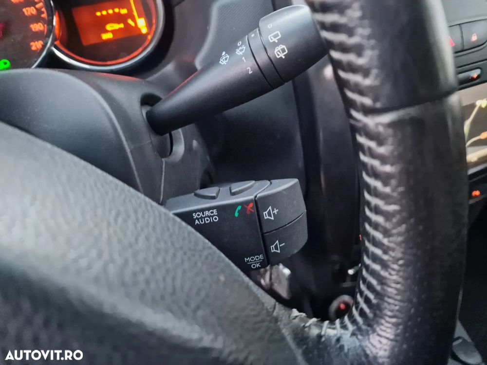 Dacia Duster 1.5 dCi 4x4 Ambiance - 11