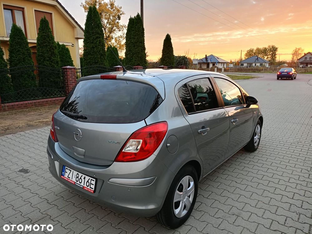 Opel Corsa 2011 photo 5