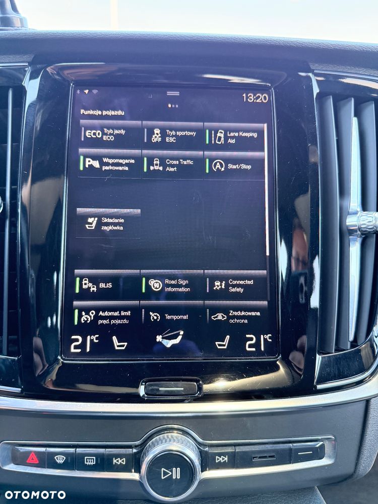 Volvo V90 D4 Momentum - 14