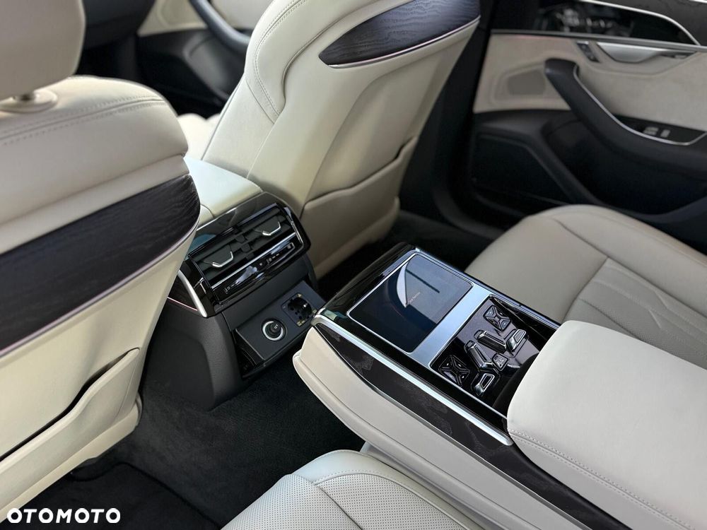 Audi A8 - 19