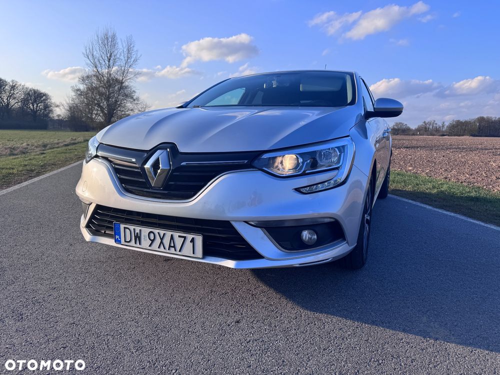 Renault Megane 1.5 dCi Intens - 8