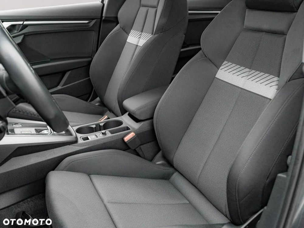 Audi A3 Limousine 35 TFSI S tronic S line - 11