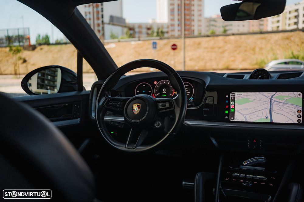 Porsche Cayenne — fotografia 11