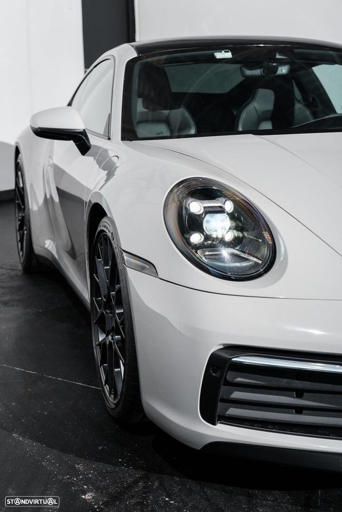 Porsche 911 2019 photo 4