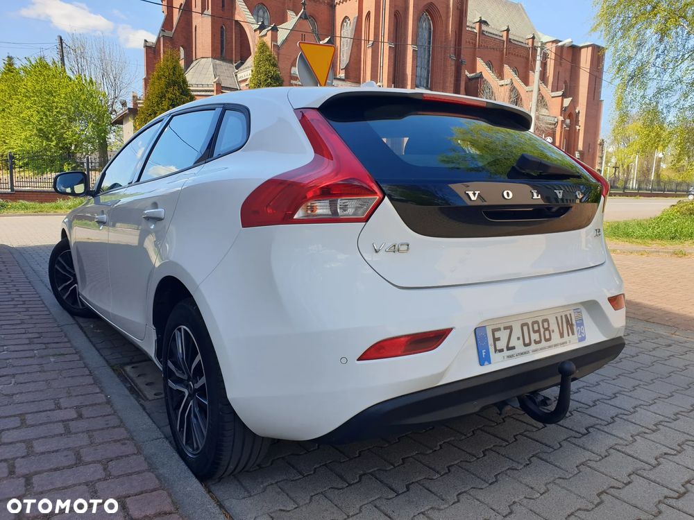 Volvo V40 D2 Momentum - 17