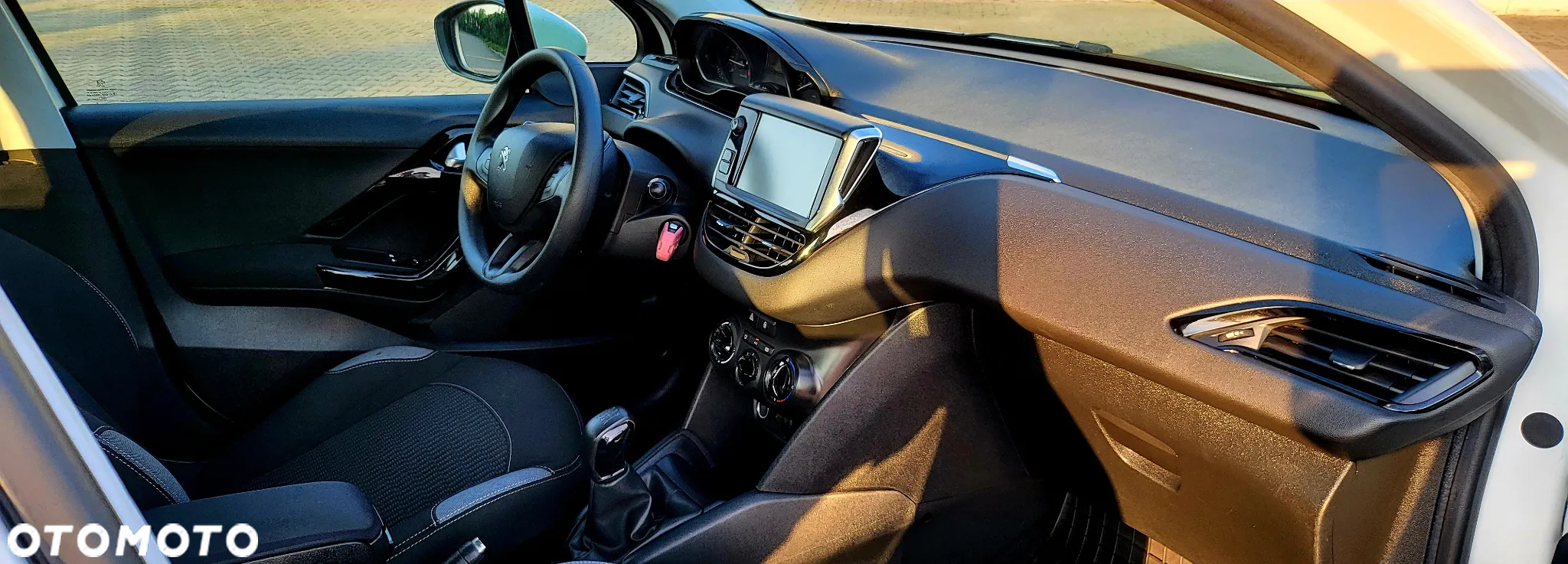Peugeot 208 1.2 VTi Active - 24