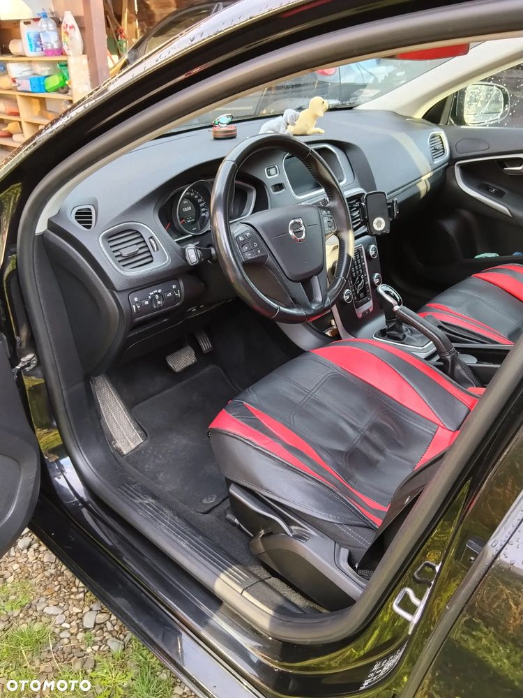 Volvo V40 D2 Drive-E SCR R-Design Momentum - 10