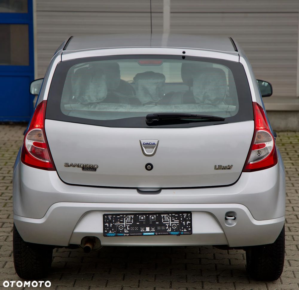 Dacia Sandero 1.2 16V Ambiance - 10
