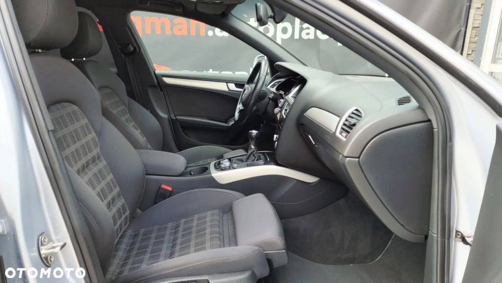 Audi A4 Limousine - 18