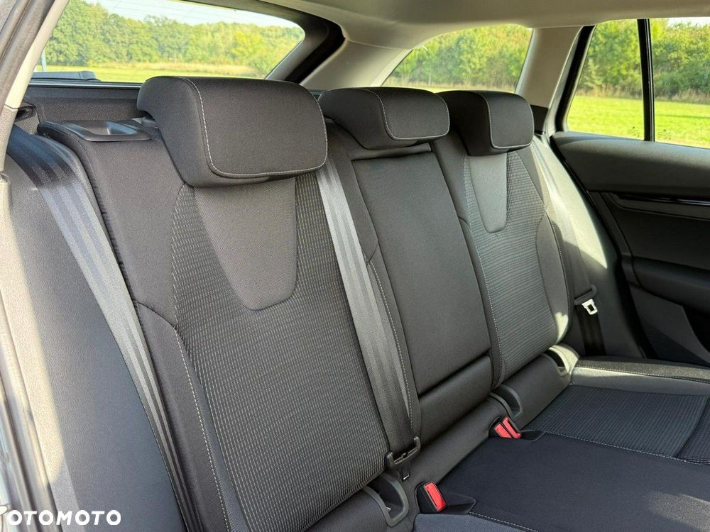 Skoda Octavia 1.5 TSI Selection - 16