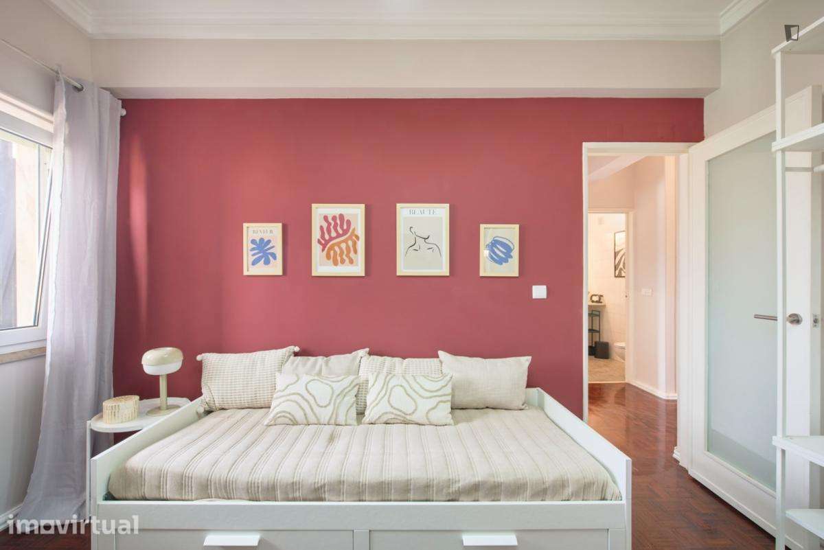 Quarto - localizado em Alameda Lisbon - Grande imagem: 5/24