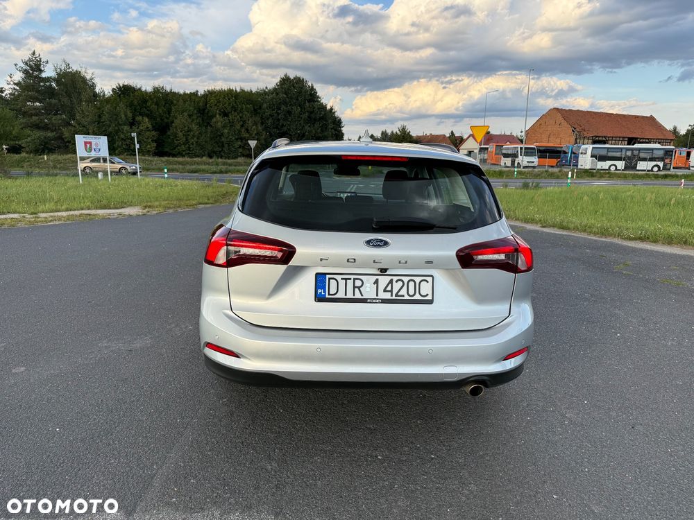 Ford Focus 1.5 TDCi Trend PowerShift - 4