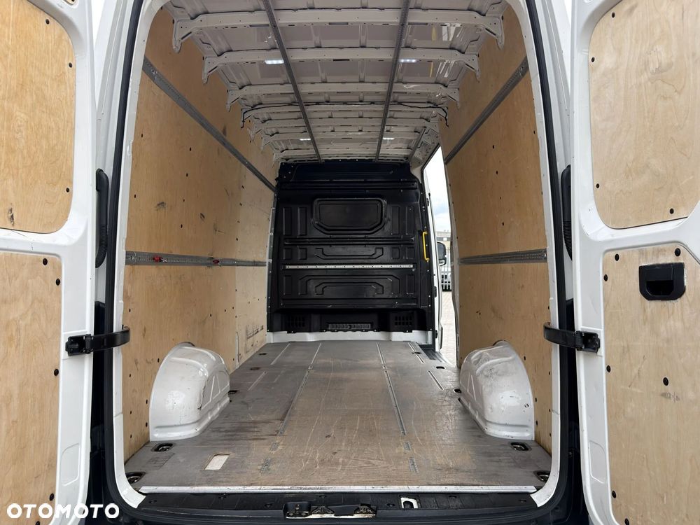 Volkswagen CRAFTER L4H3 - 13