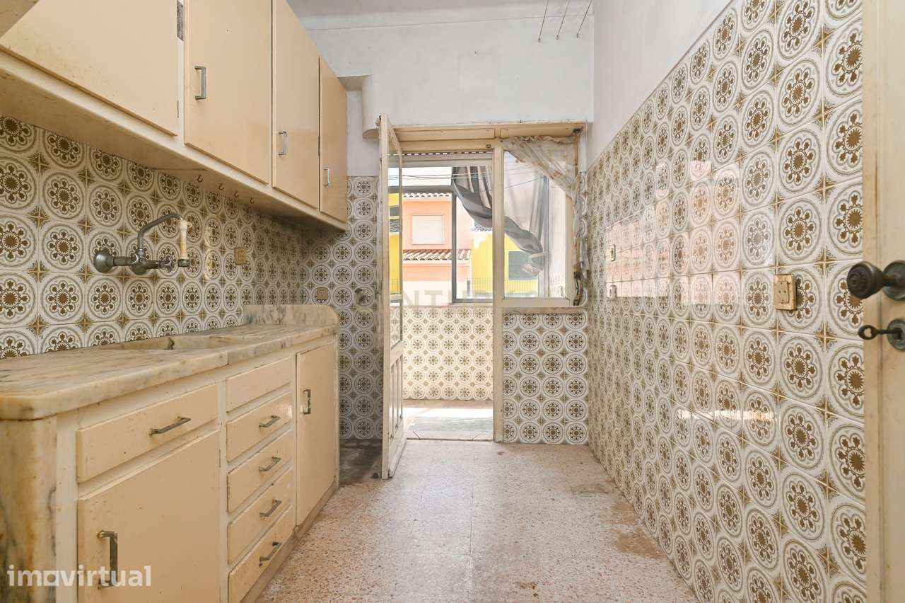 Apartamento T3 em Santa Iria de Azoia - Grande imagem: 4/21