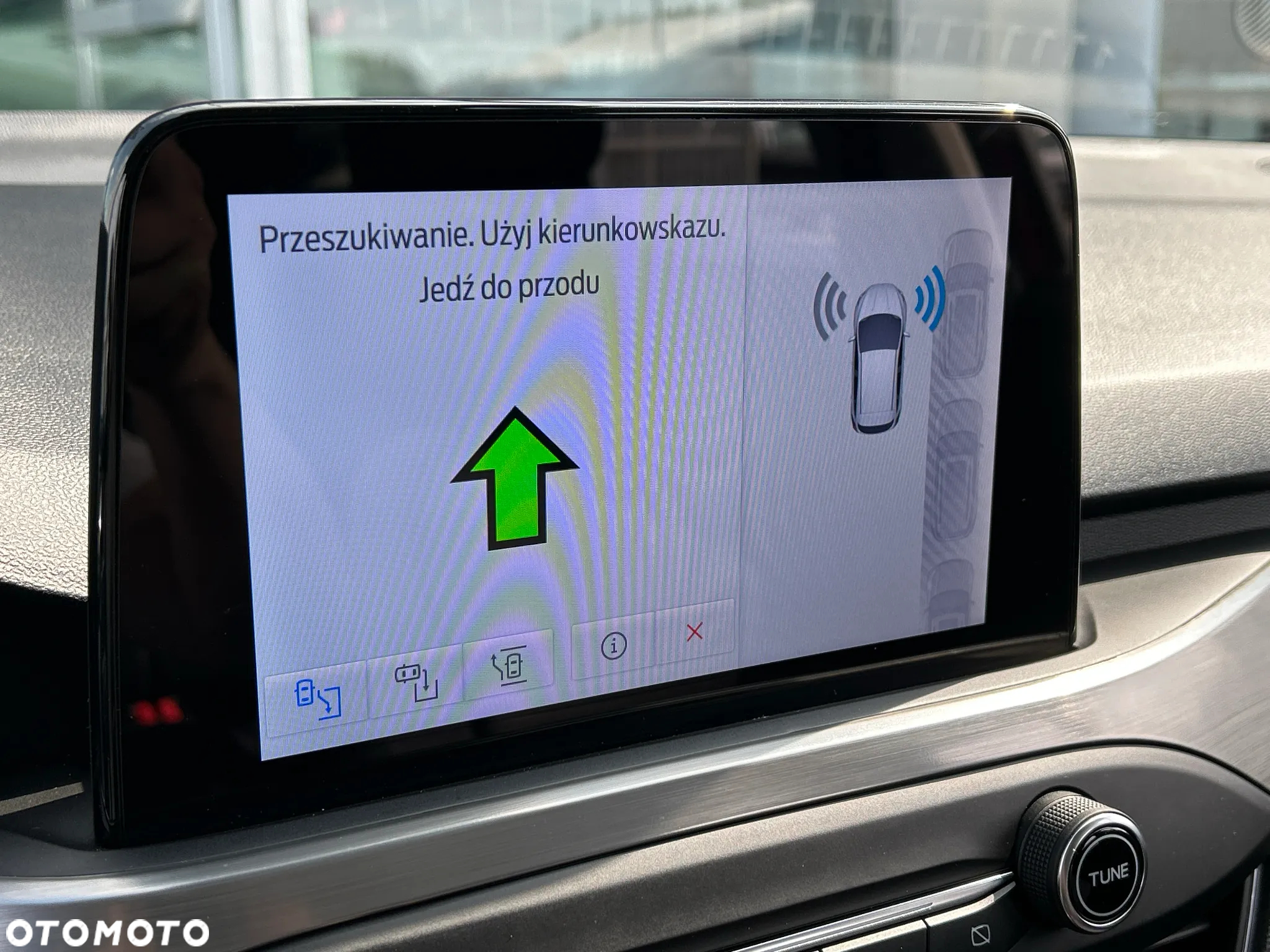 Ford Focus 1.0 EcoBoost Start-Stopp-System TITANIUM X - 27
