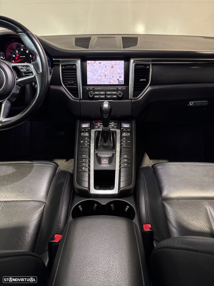 Porsche Macan - 21