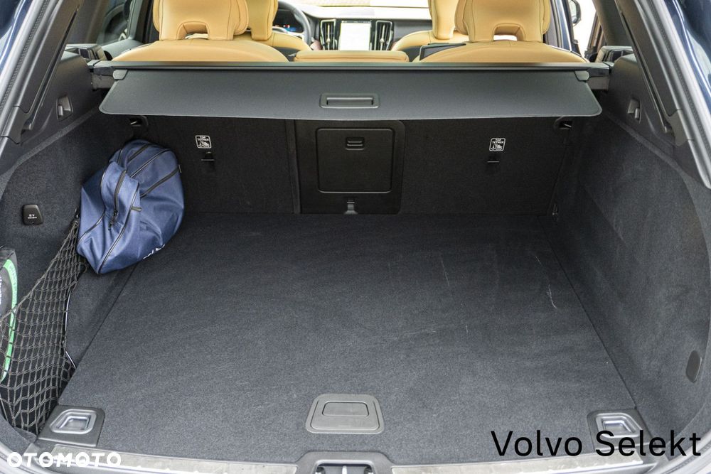 Volvo XC 60 - 25