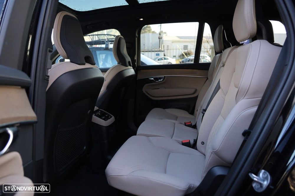 Volvo XC 90 2.0 T8 PHEV Plus Dark AWD - 16