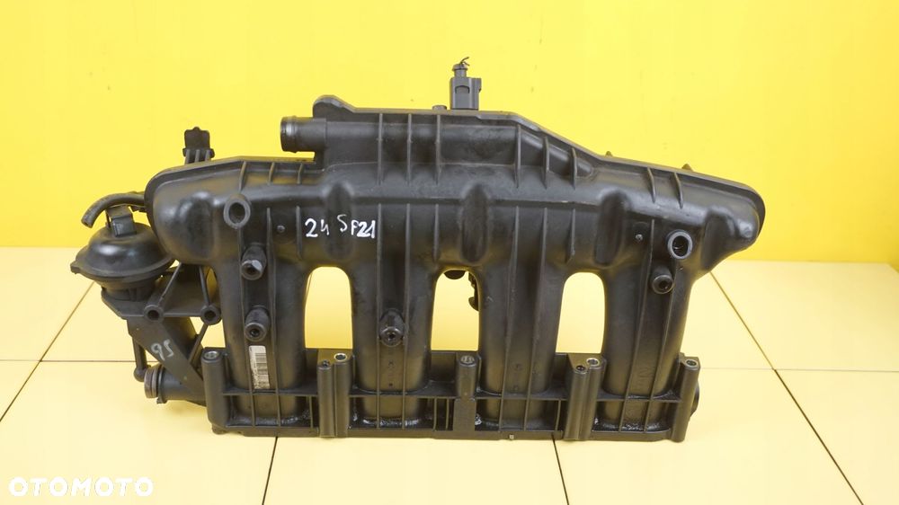 AUDI A4 B8 1.8 TFSI 08r 120KM CAB kolektor ssacy 06H133185M - 1